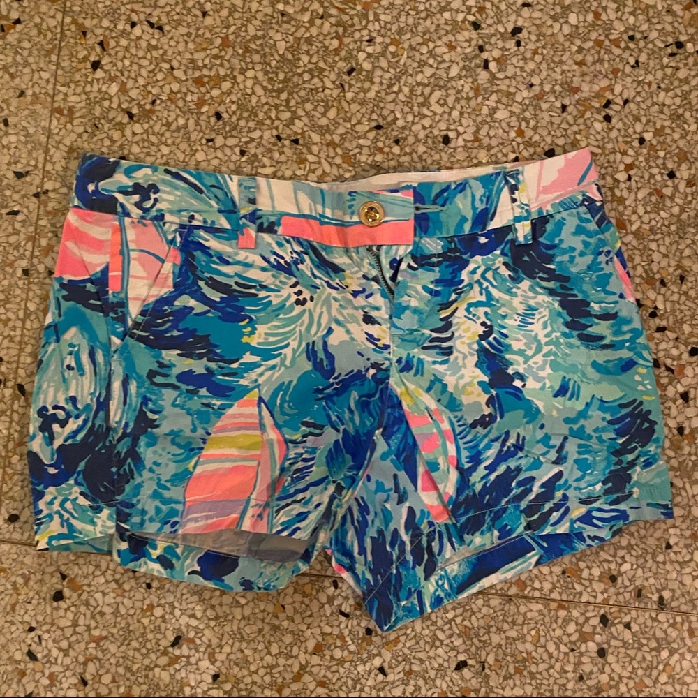 EUC lilly Pulitzer Callahan shorts size 4